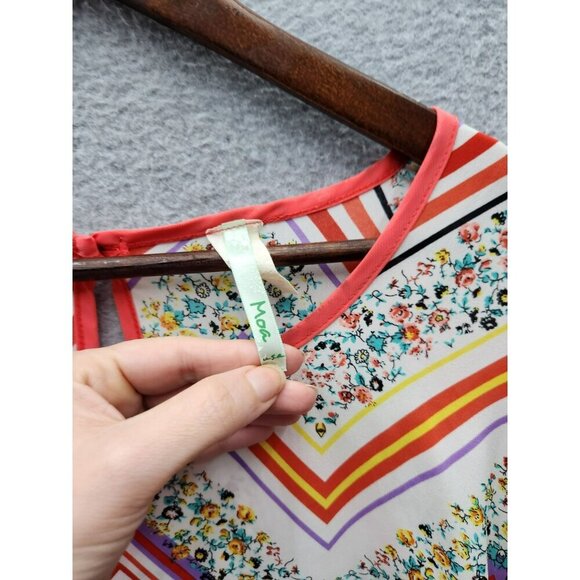 Colorful Floral Chevron Pattern Womens Blouse With Flared Sleeves - Picture 3 of 4